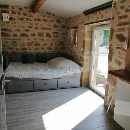 La Salamandre Apartment Vic-le-Comte Екстериор снимка