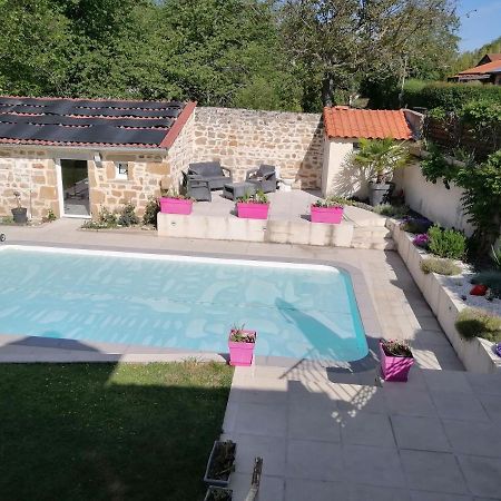 La Salamandre Apartment Vic-le-Comte Екстериор снимка