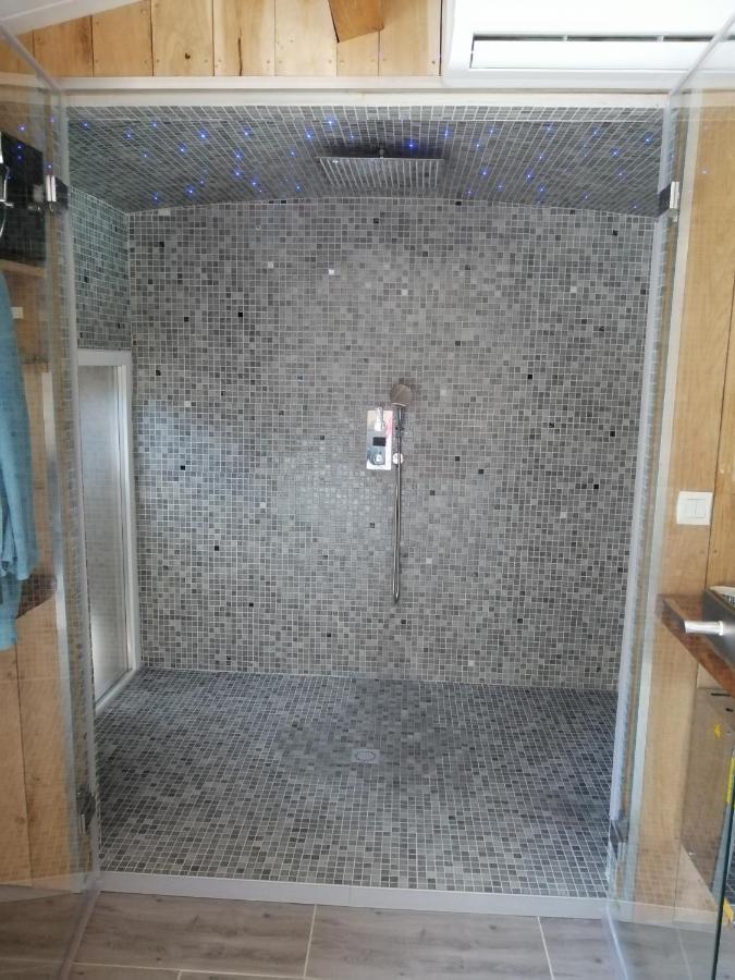 La Salamandre Apartment Vic-le-Comte Екстериор снимка